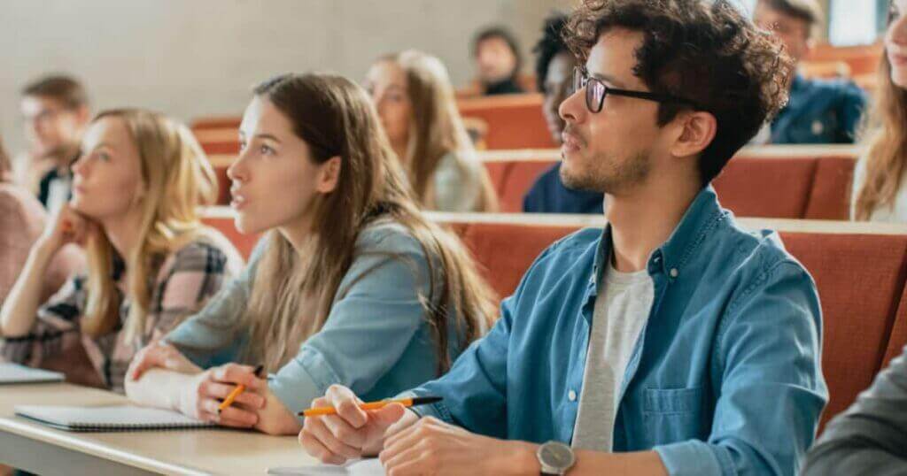 Investigate Student Credit Cards Carefully