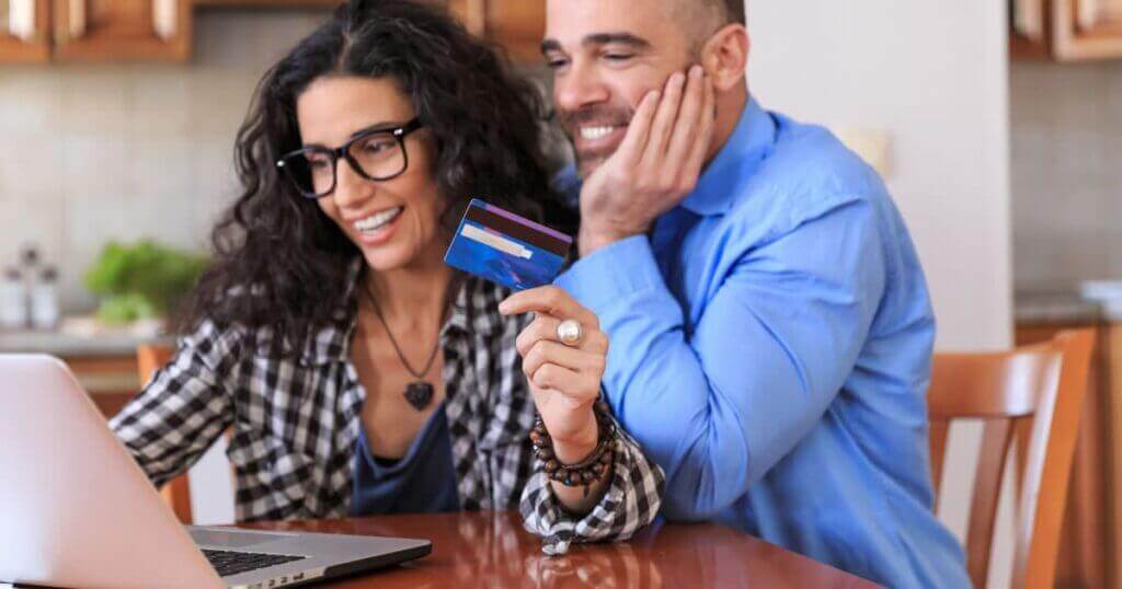 Fit Credit Card vs Revvi card